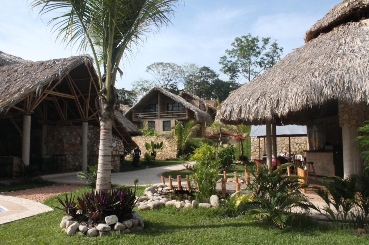 Axkan Palenque, Shows En Vivo & Gastronomia Mar Y Tierra & Travel Agency Eksteriør bilde